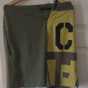 No SZ Tag Reebok Cross Fit Shorts Mens Boys S? Olive Athletic/Swim Shorts